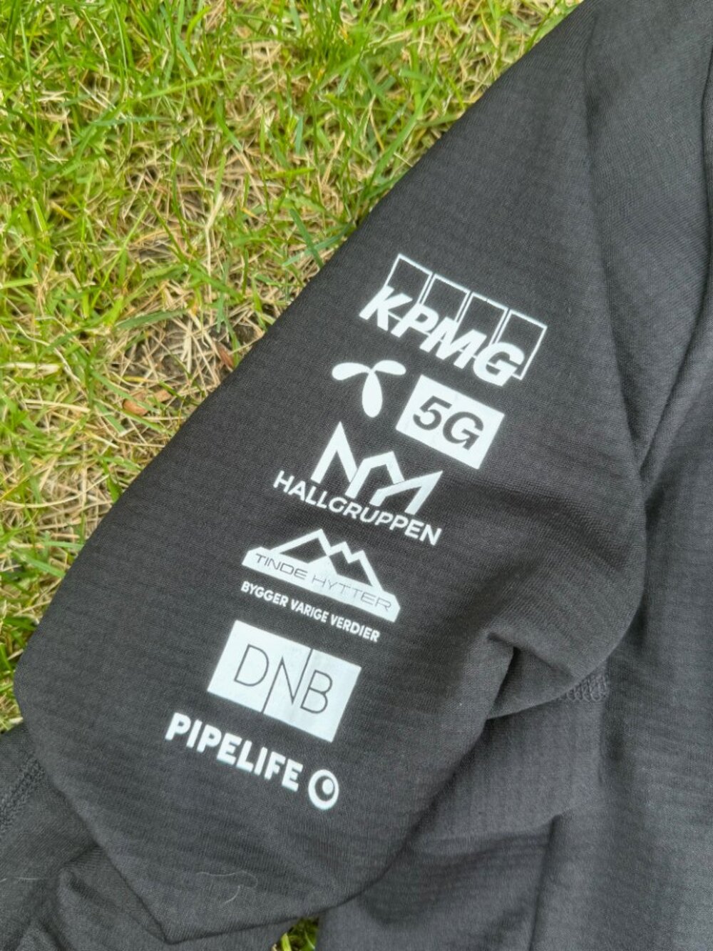 Helly Hansen - FIS World Cup Performance Jacket (Men's) - Black - Picture 5 of 7